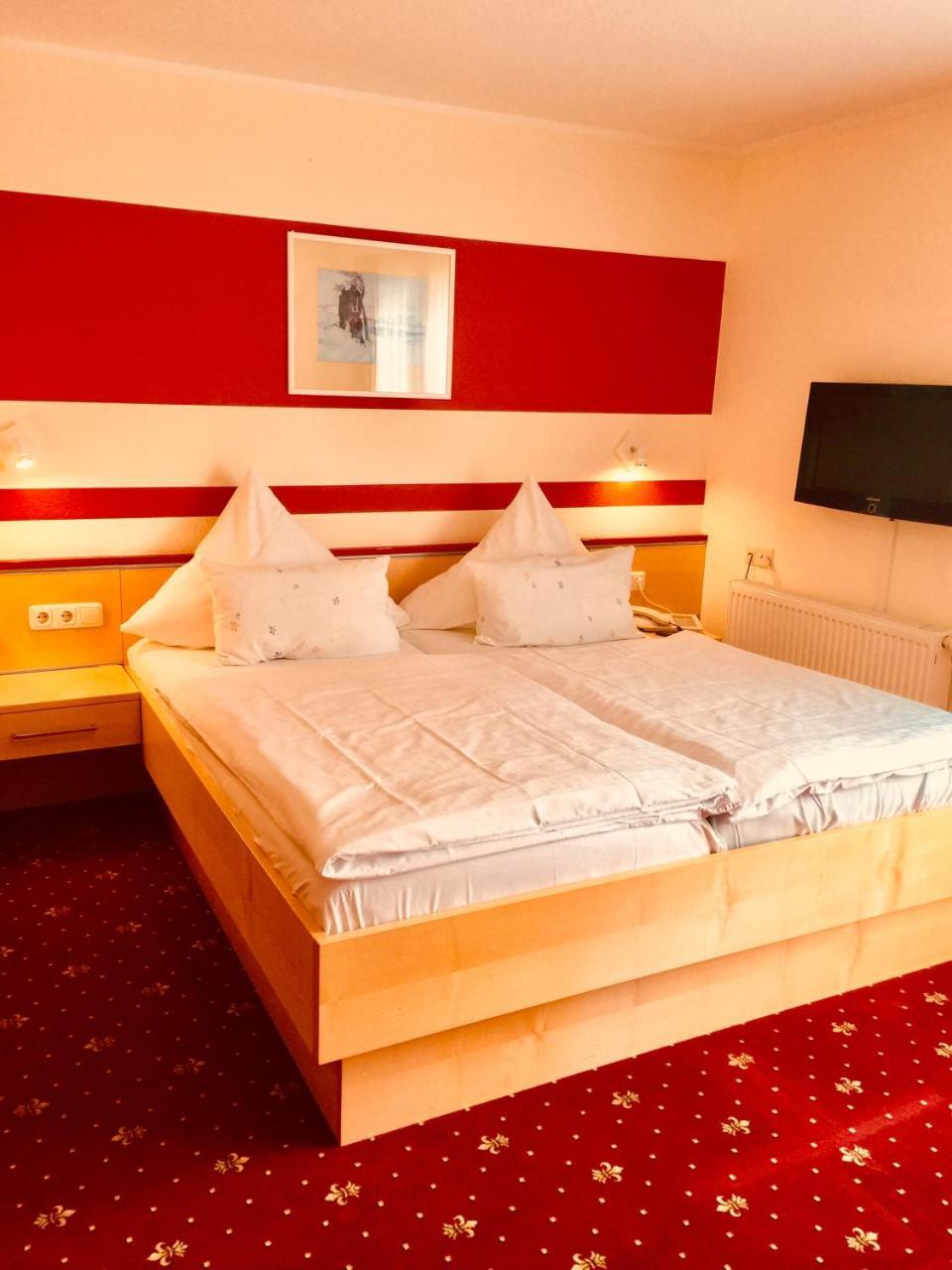 Landhotel Am Wenzelbach Prüm المظهر الخارجي الصورة
